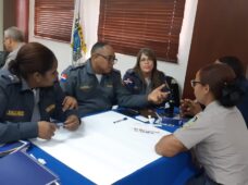 Policías se capacitan en materia de comunicación efectiva en diplomado impartido por la USAID-ICITAP
