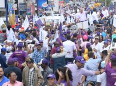 GONZALO CASTILLO MOTIVA POBLACIÓN A VOTAR Y QUE ESCOJA LOS CANDIDATOS DEL PLD PORQUE TIENEN MEJORES PROPUESTAS