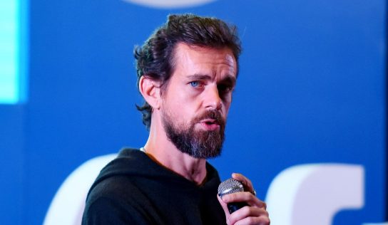 CEO de Twitter donará 1.000 millones de dólares a la lucha contra el coronavirus