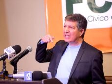 El presidente del Frente Cívico y Social llama a la población a la reflexión y meditación