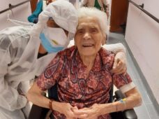 Ada Zanusso; italiana de 104 años le gana la batalla al COVID-19