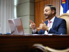 Procurador destaca respuestas rápidas a casos de violencia de género con uso de tecnología en cuarentena por coronavirus