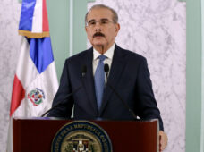 Danilo Medina anuncia, a partir de este miércoles, entrada en fase escalonada y gradual: “Convivir con el COVID-19 de forma segura”