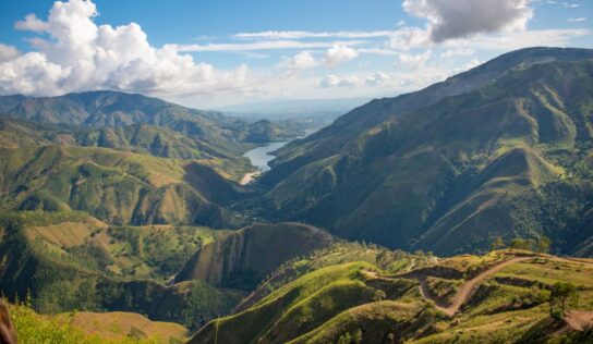 Danilo Medina llama a “reflexionar sobre nuestra responsabilidad personal con el medio ambiente”