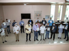 Democratización del Crédito: 20 asociaciones agropecuarias reciben 180 millones de pesos para construcción almacenes y compra de botes