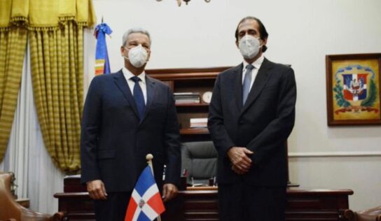 Gustavo Montalvo y Lisandro Macarrulla sostienen primer encuentro para el proceso de transición en Palacio Nacional