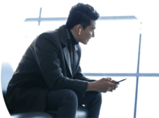 La función oculta de la serie HUAWEI P40 que te permite transformar tu smartphone en una bocina y un micrófono