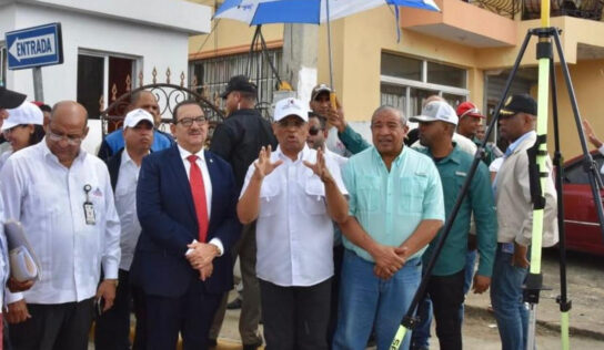 Gobierno inicia trabajos de titulación para beneficiar más de 3,000 personas