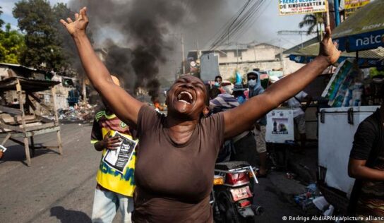 Muere en Haití, periodista tras ser baleado por la policía