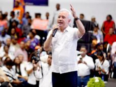 ANTONIO TAVERAS RINDE SU SEGUNDO INFORME LEGISLATIVO