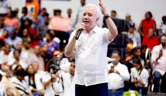 ANTONIO TAVERAS RINDE SU SEGUNDO INFORME LEGISLATIVO