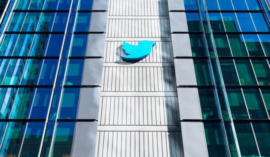 Twitter podría retrasar los cambios en las insignias de marcas de verificación hasta después de las elecciones parciales