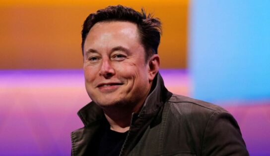 Elon Musk planea que Twitter cobre mensualidades por verificados