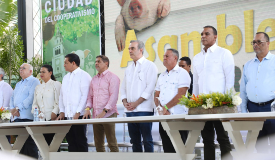 Presidente Abinader reitera compromiso de su Gobierno con sector productor