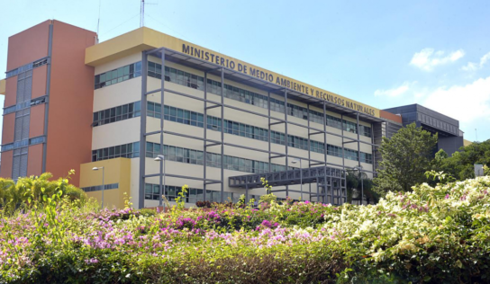 Ministerio de Medio Ambiente y SENPA realizan 374 operativos en San Cristóbal