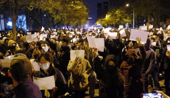 Las protestas en China se extienden a Pekín y manifestantes piden la renuncia de Xi Jinping