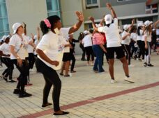 Ministerio de Salud Pública y la Organización Panamericana de la Salud presentan campaña “Rompe la rutina, Chequéate”