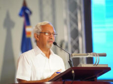 Ministro de Educación resalta labor de los directores de centros educativos