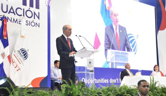MESCYT gradúa más 12 mil alumnos en el Programa Inglés de Inmersión para la Competitividad 2022