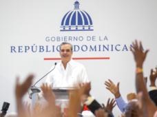 Presidente Abinader anuncia entrega Tarjeta Bono Navideño