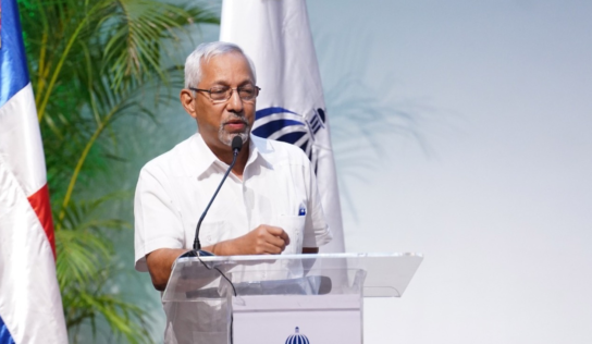 Titular MESCYT supervisa construcción Ciudad Universitaria