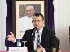 Pro Consumidor y Ceccom incineran cerca de dos millones de unidades de productos falsificados