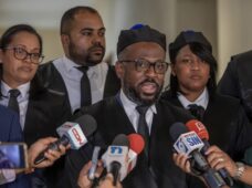 Gobierno destina RD 1,600 millones para reconstrucción de calles, aceras y contenes