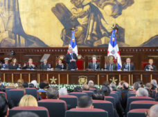 Presidente Luis Abinader dice reforma y transformación de la Policía Nacional seguirá avanzando en este 2023