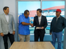 INTRANT recibe de la Federación Nacional de Transporte Dominicano más de 800 réplicas de GPS para monitoreo