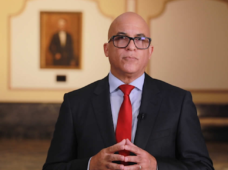 Presidente Luis Abinader retira proyecto Ley de Trata para producir mayor consenso