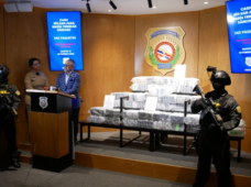 DNCD INCAUTA 243 PAQUETES EN COSTAS DE RÍO SAN JUAN