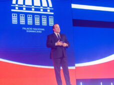 Ministro Paliza presenta primer Tour Virtual 360° del Palacio Nacional